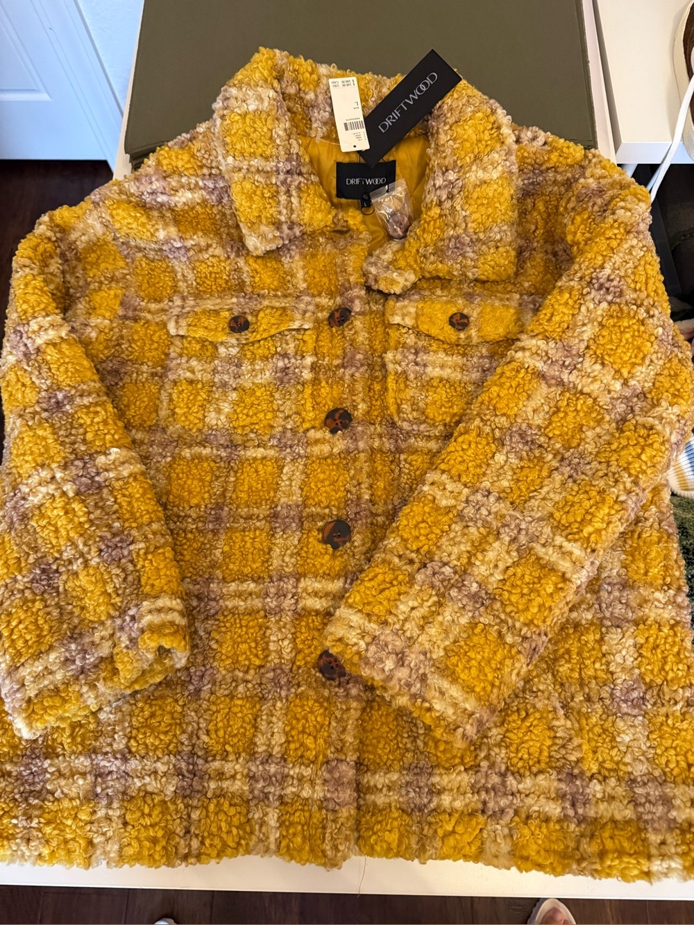 DRIFTWOOD Yellow Plaid Sherpa Puffer Jacket for women sz large
New with tags